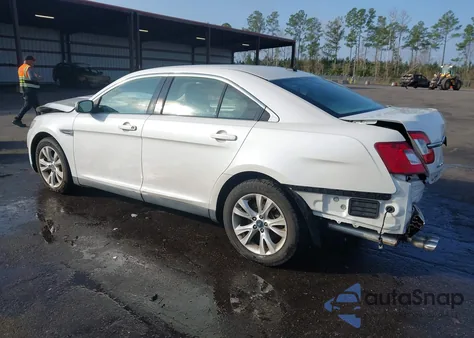 2010 Ford Taurus Sel z USA, uszkodzony, nr VIN 1FAHP2EW0AG157162